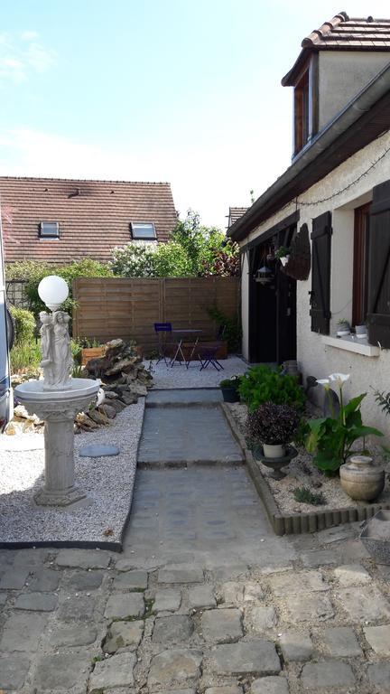 La Maison Du Bonheur Saintry-sur-Seine Exterior foto